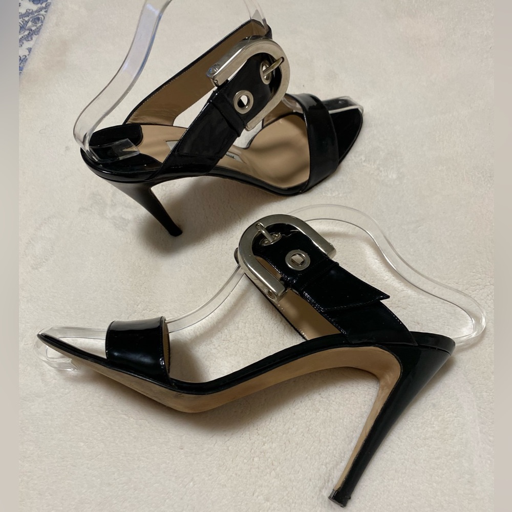 MANOLO BLAHNIK Black BILA Patent Leather Mules Size 7 - Picture 2 of 5